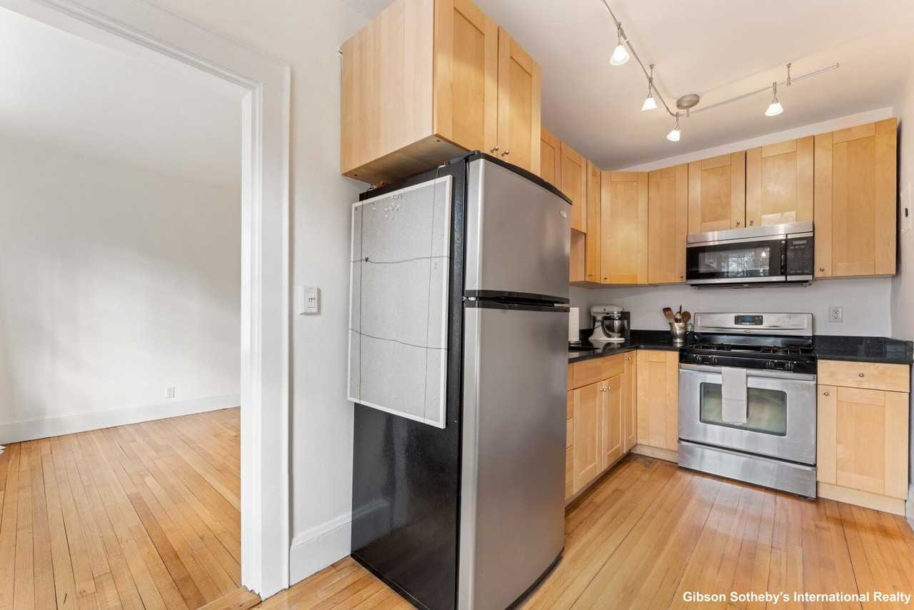 20 Concord Ave #6 - Photo 5 of 20