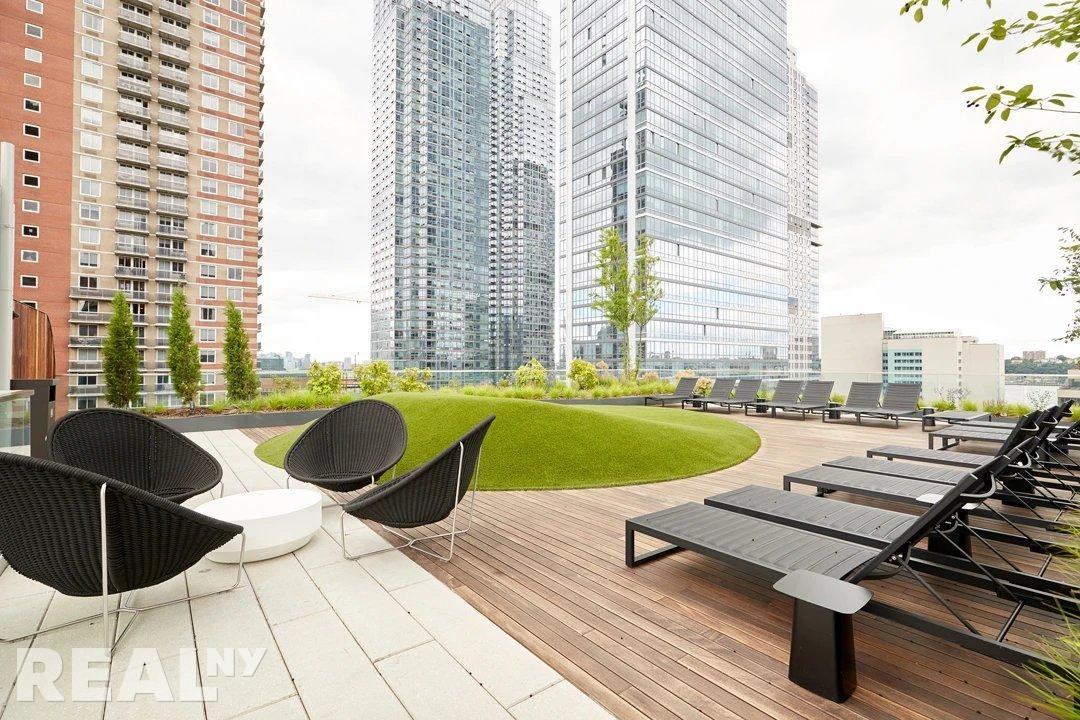 11th Ave #5N - Photo 4 of 20