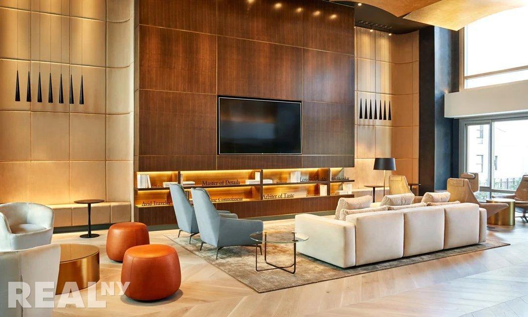 11th Ave #5N - Photo 6 of 20