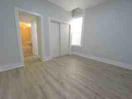 featured image of 518 7th St #12