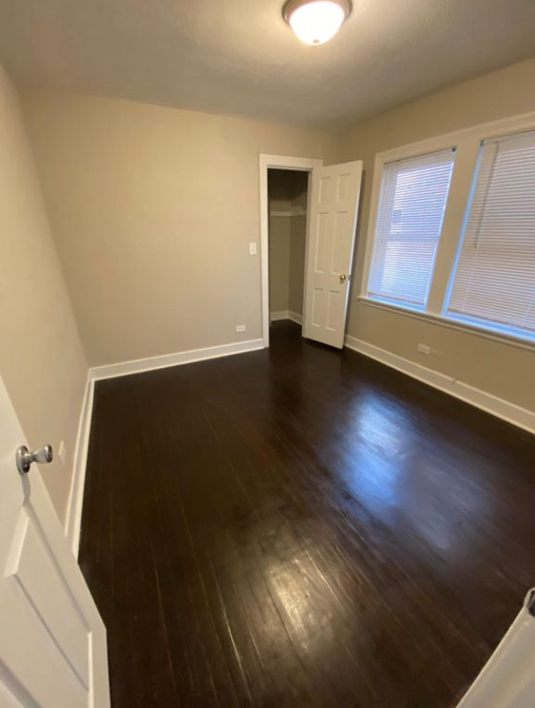 15915 Lathrop Ave - Photo 2 of 9