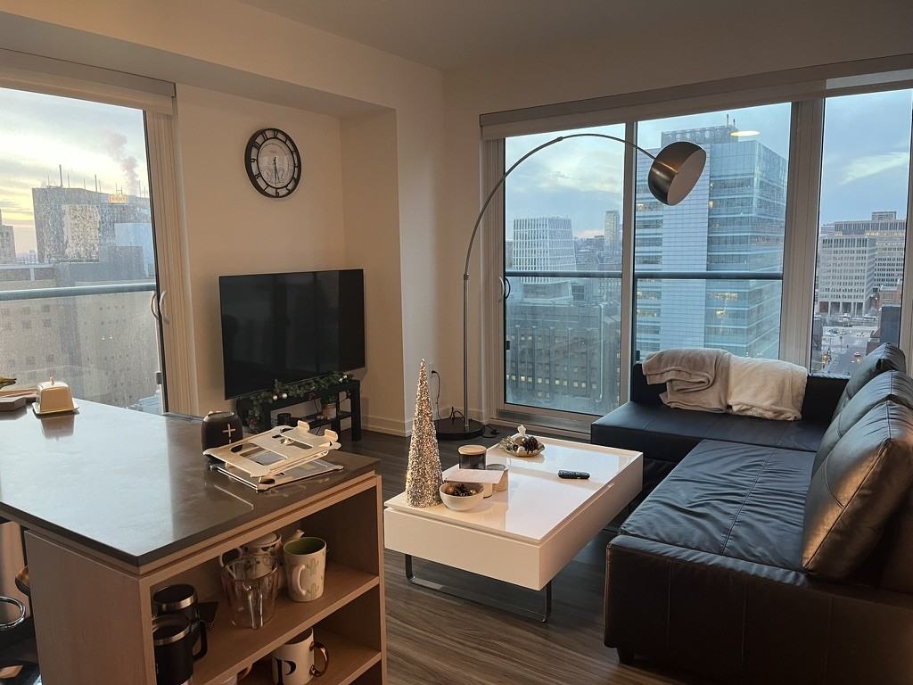 99 Gerrard Street West #1907