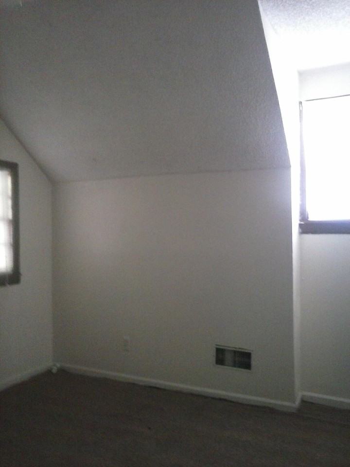 5985 Barretts Rd - Photo 2 of 4