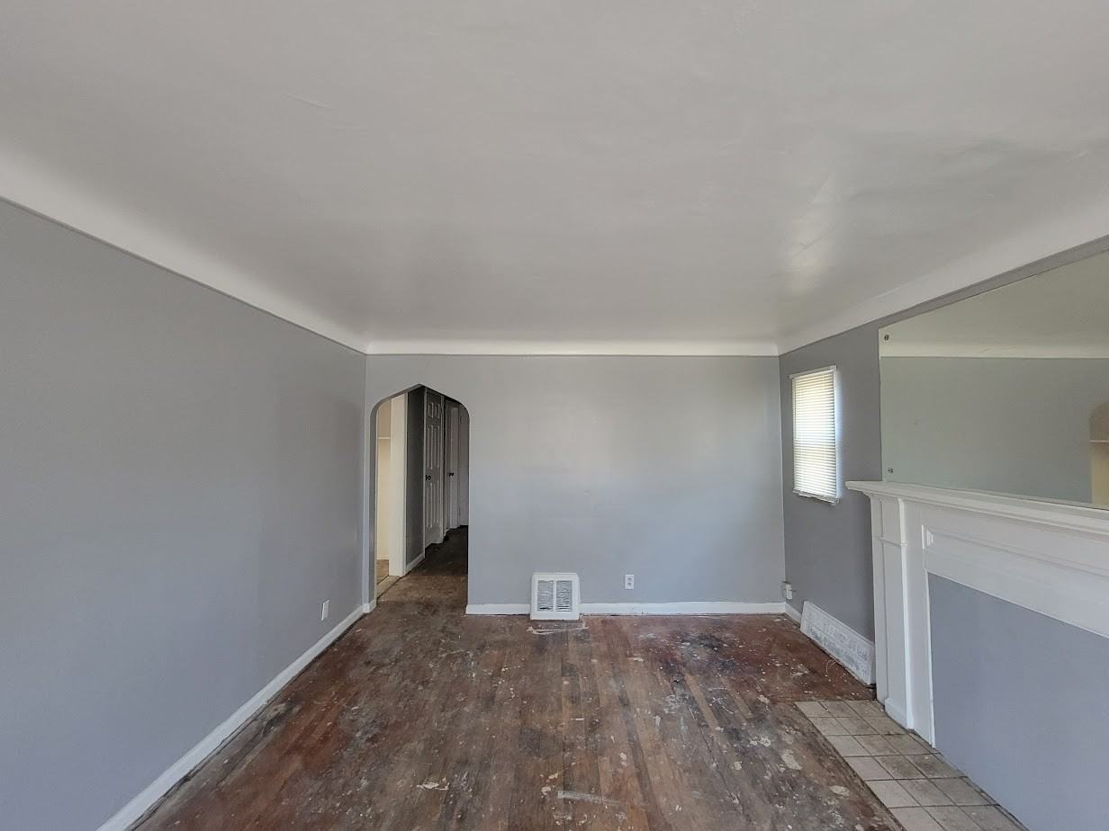 10024 Pierson St #1 - Photo 3 of 8