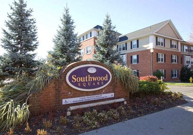 Southwood Square Apartments - Photo 3 of 9
