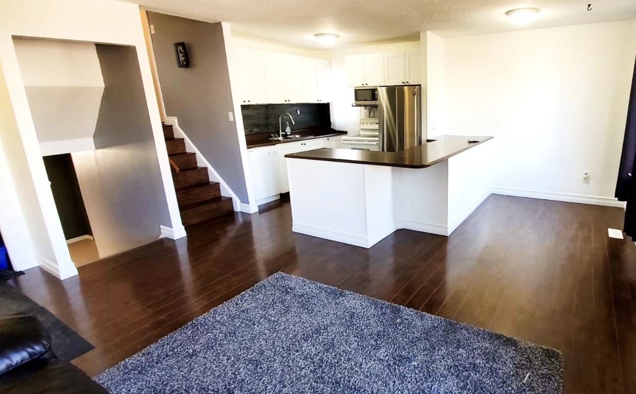 19 Lamb Court - Photo 3 of 23