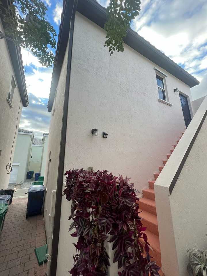 171 ST Southwest 171st Court #9444 - Photo 2 of 8