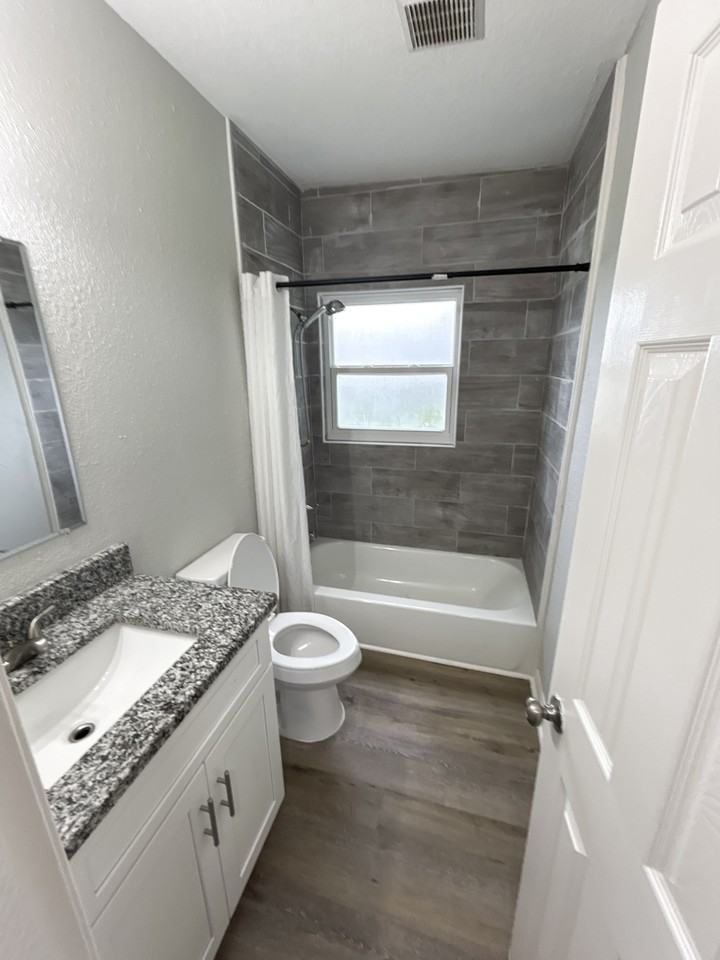 Montego Ln - Photo 2 of 12