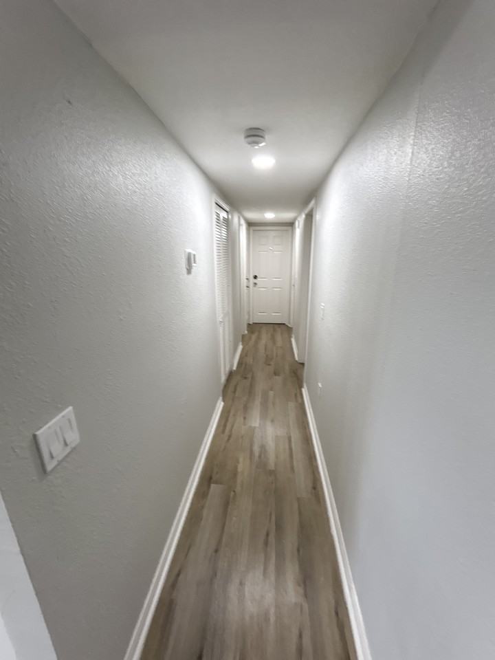 Montego Ln - Photo 6 of 12