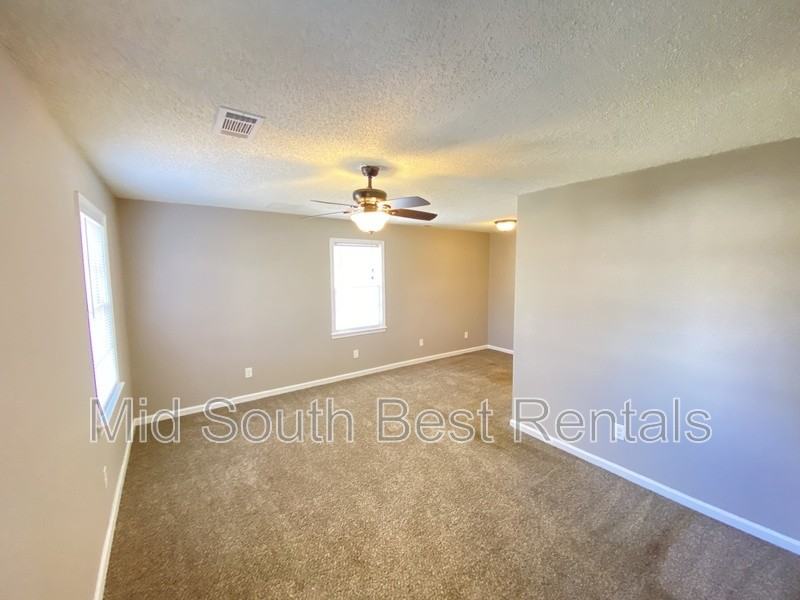 2397 Gentry Ave - Photo 2 of 10