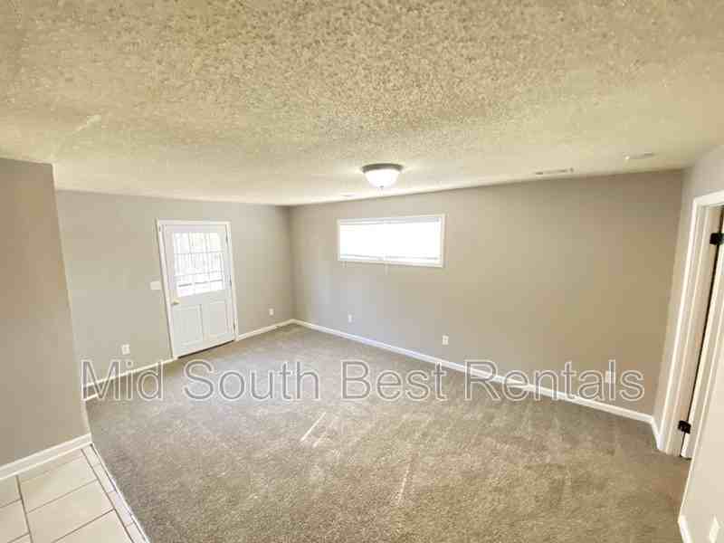 2397 Gentry Ave - Photo 4 of 10