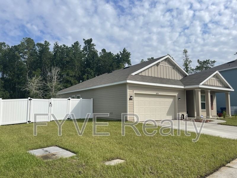11074 Haws Ln - Photo 2 of 28
