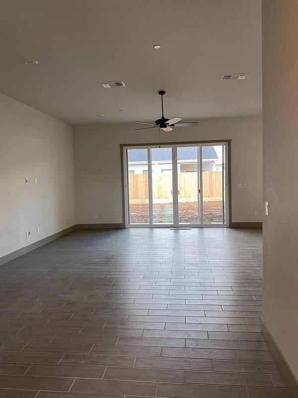 2467 Valverde Dr - Photo 4 of 44