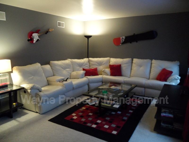 112 Virginia Ave - Photo 5 of 38