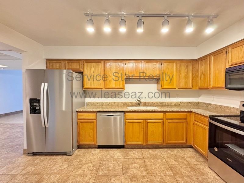 9450 N 95th St #215 - Photo 6 of 21
