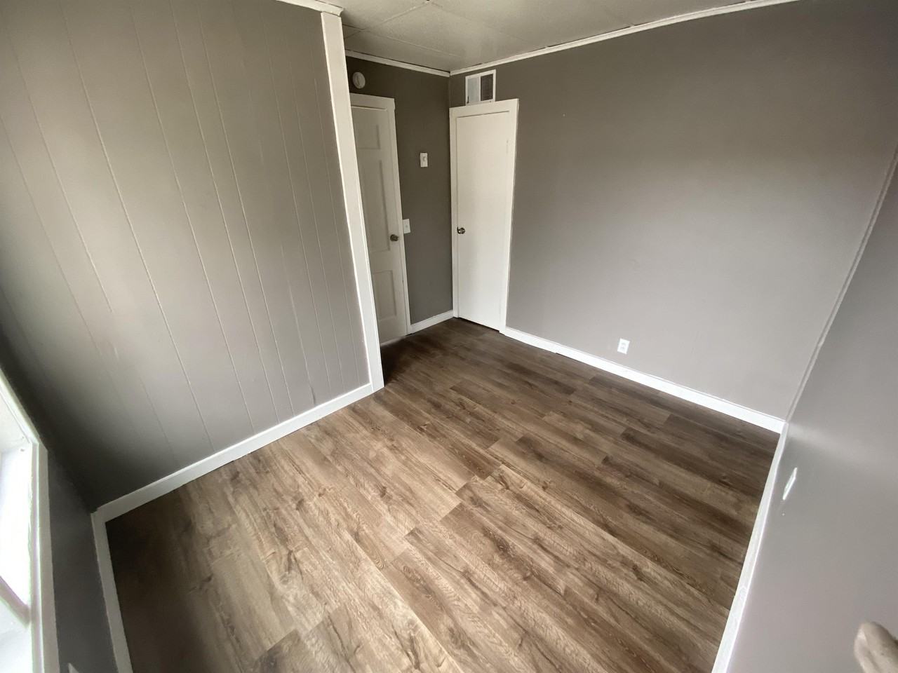 110 West Willow Drive Apartments 110 W Willow Dr, Roseland, IN 46637