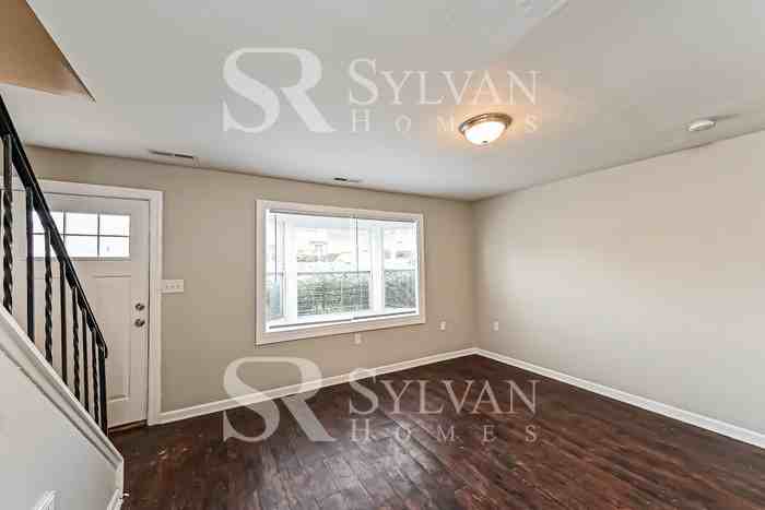 2609 Molton Way - Photo 2 of 15