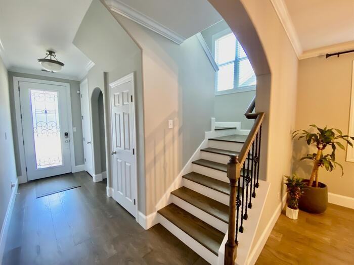 1111 Pegasus Dr Nw - Photo 2 of 27