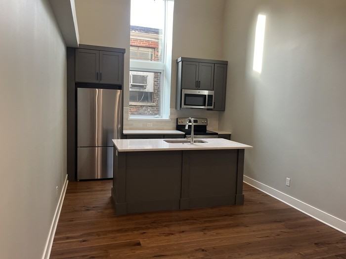 810 Plum St #3 - Photo 2 of 14