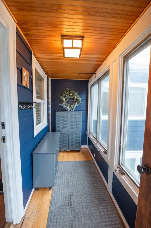 2323 Ne 89th St #1 - Photo 3 of 41