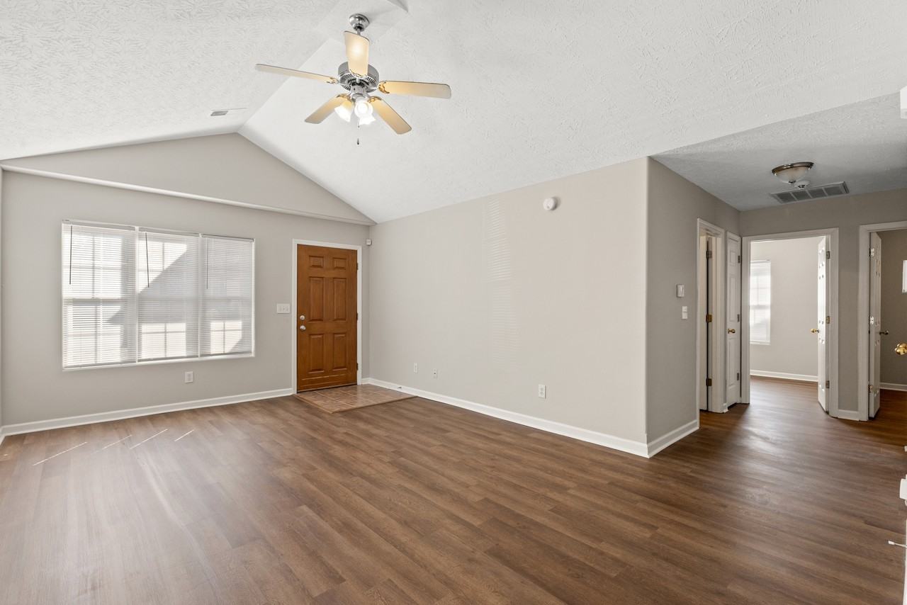 137 Blue Heron Pl #1 - Photo 4 of 23
