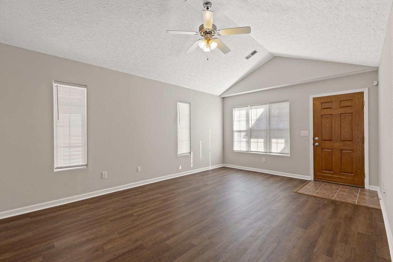 137 Blue Heron Pl #1 - Photo 5 of 23