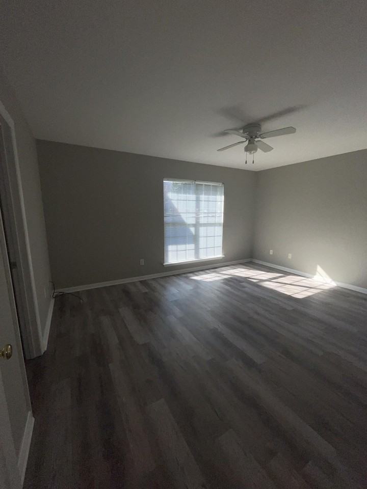 Dru Ct #1 - Photo 7 of 12