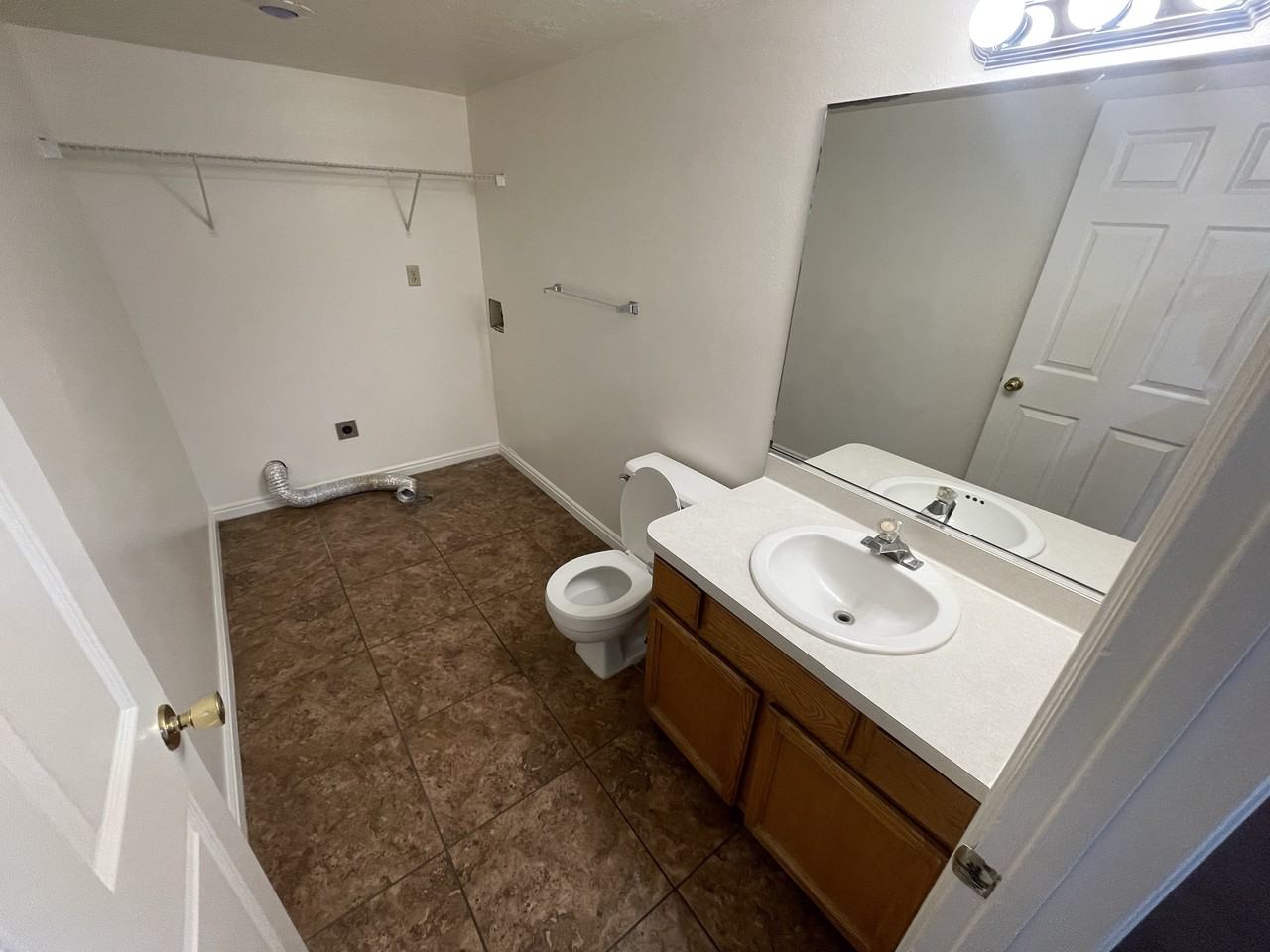 699 N 600 W #1 - Photo 5 of 30