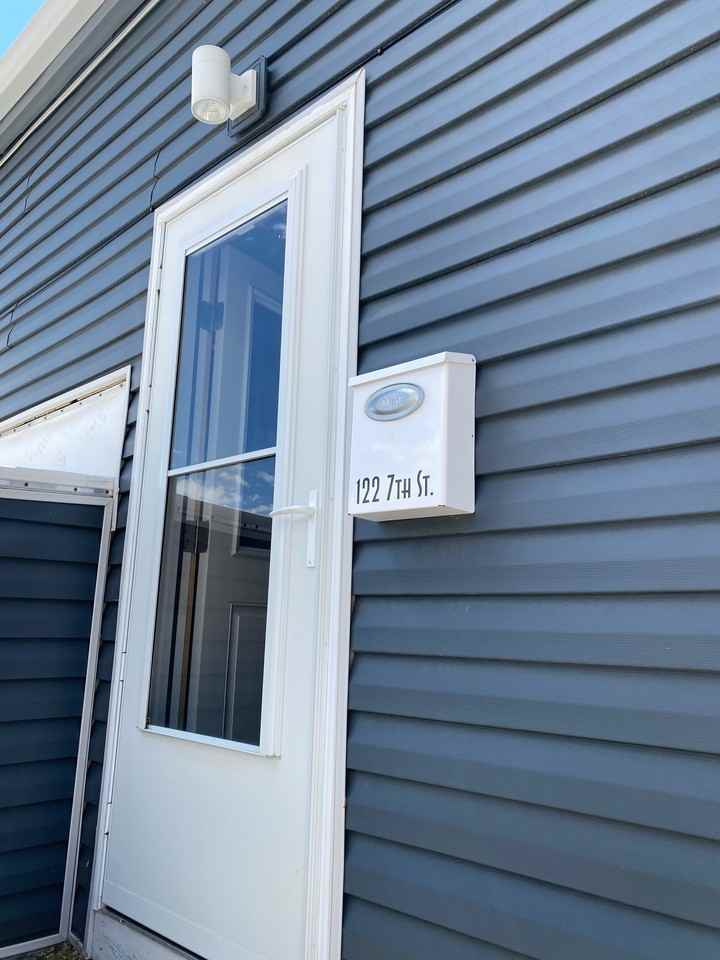 122 7th Street #1 - Photo 2 of 18