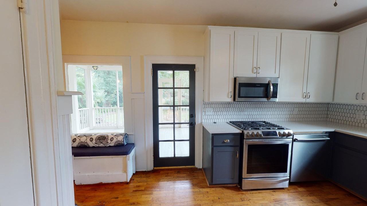 1318 Woodward Ave #1 - Photo 5 of 39