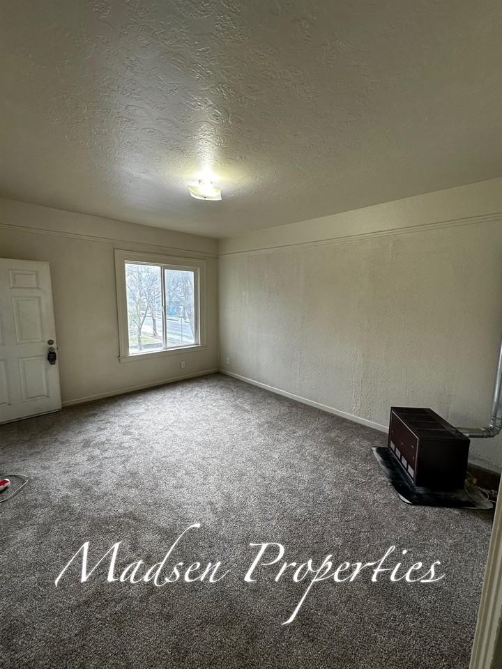 1622 High St - Photo 2 of 20