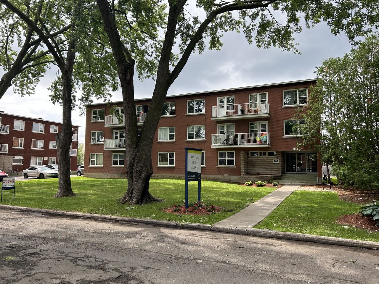 390 Irwin Miller Apartments in Overbrooke, Ottawa, ON K1L 6V8 Zumper
