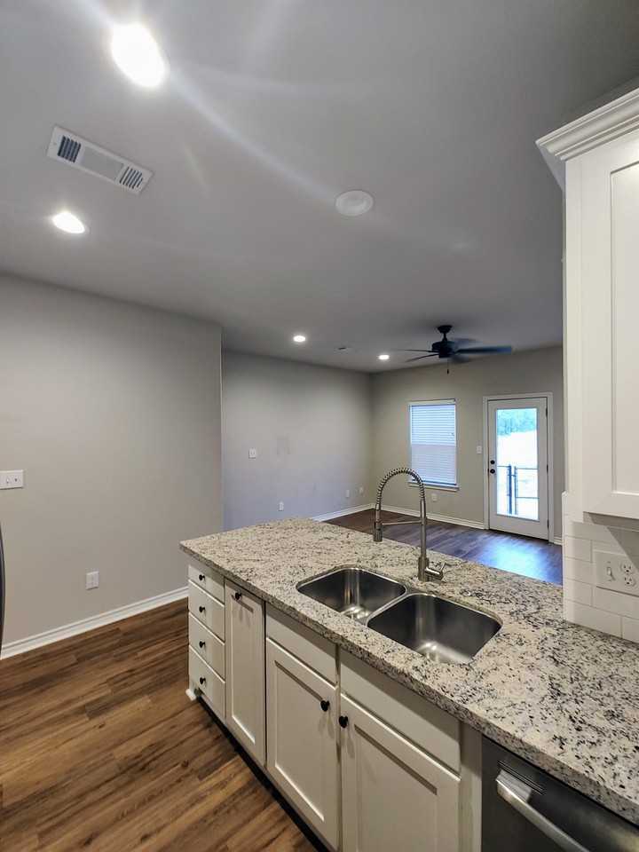 5670 Shadowbend Cir W #1 - Photo 5 of 18