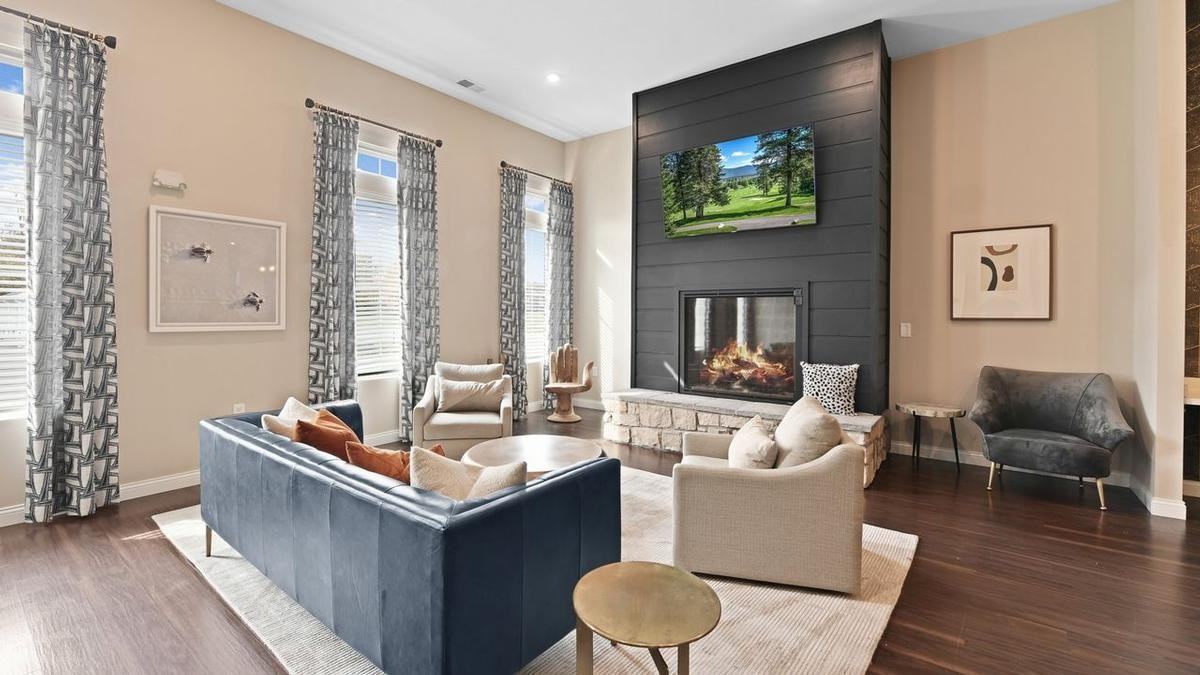 700 Reynoldsburg New Albany Rd