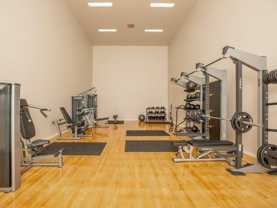 4141 W Glendale Ave - Photo 1 of 1
