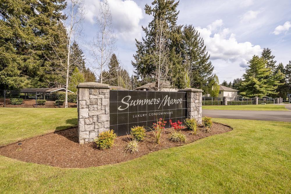 5730 Normandy Dr Se - Photo 3 of 9