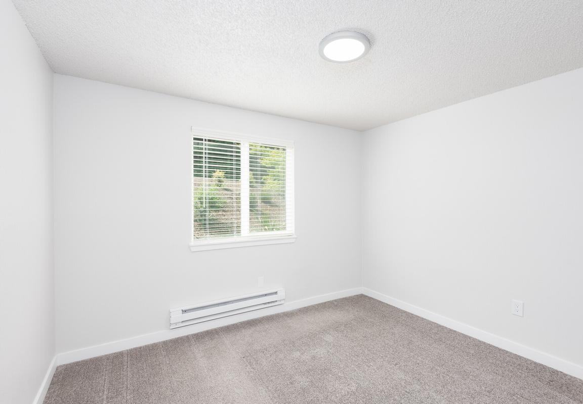 1750 Jackson Ave Se - Photo 3 of 39