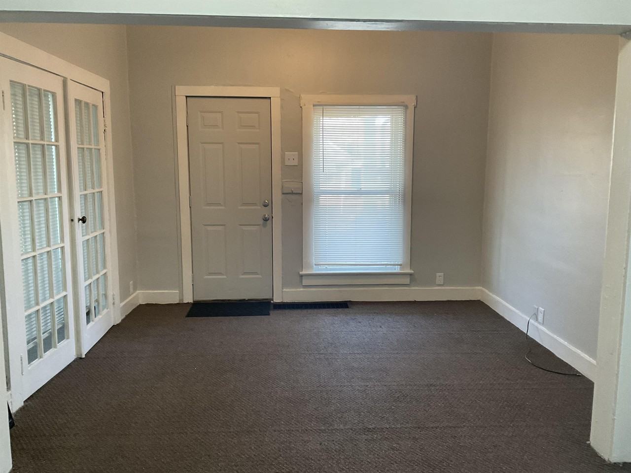 1807 Hale Ave - Photo 3 of 19