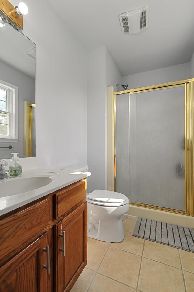 49 S Mechanic St - Photo 2 of 12