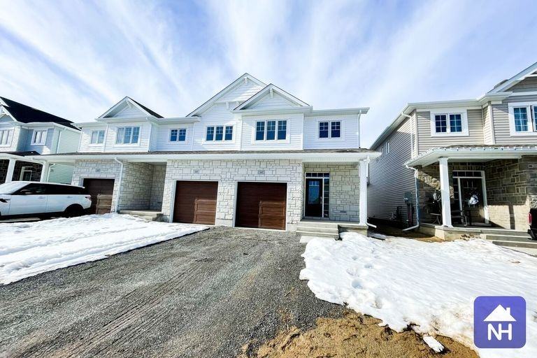 347 Buckthorn Dr - Photo 2 of 23