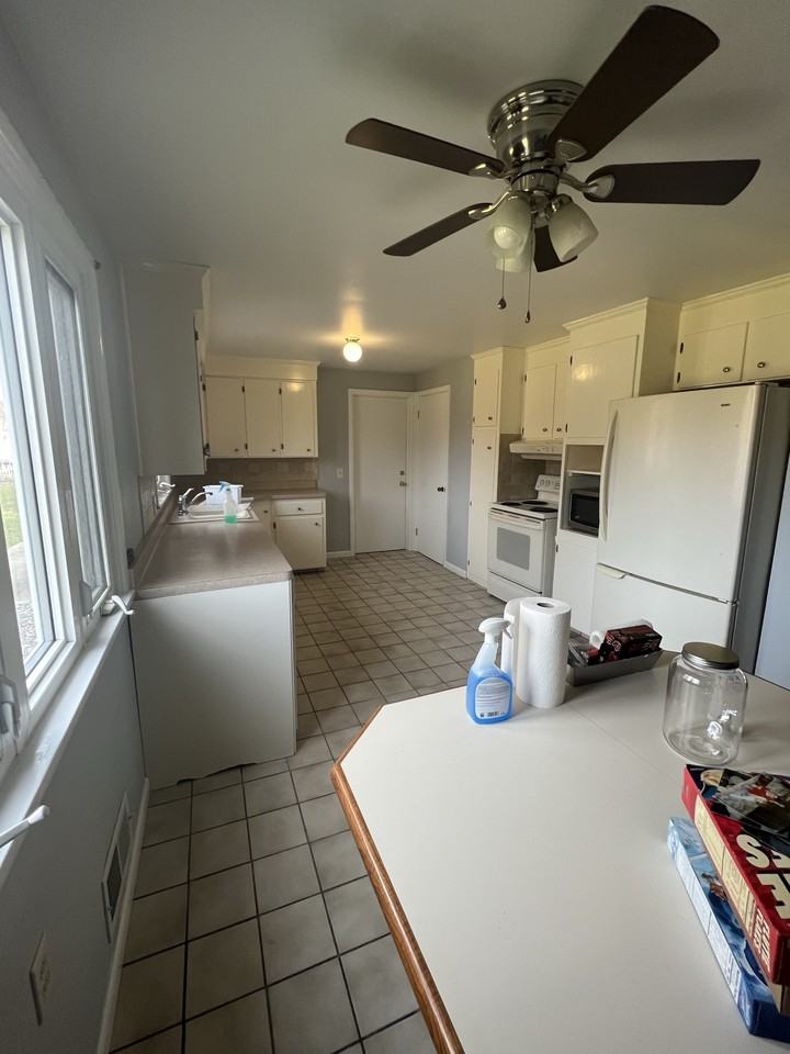 130 Ling Rd #130LINGRD - Photo 3 of 10