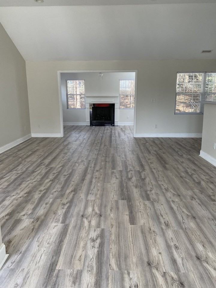 10 Grove End Rd - Photo 3 of 21