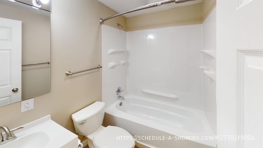 1431 Lincoln Ave #1 - Photo 7 of 9