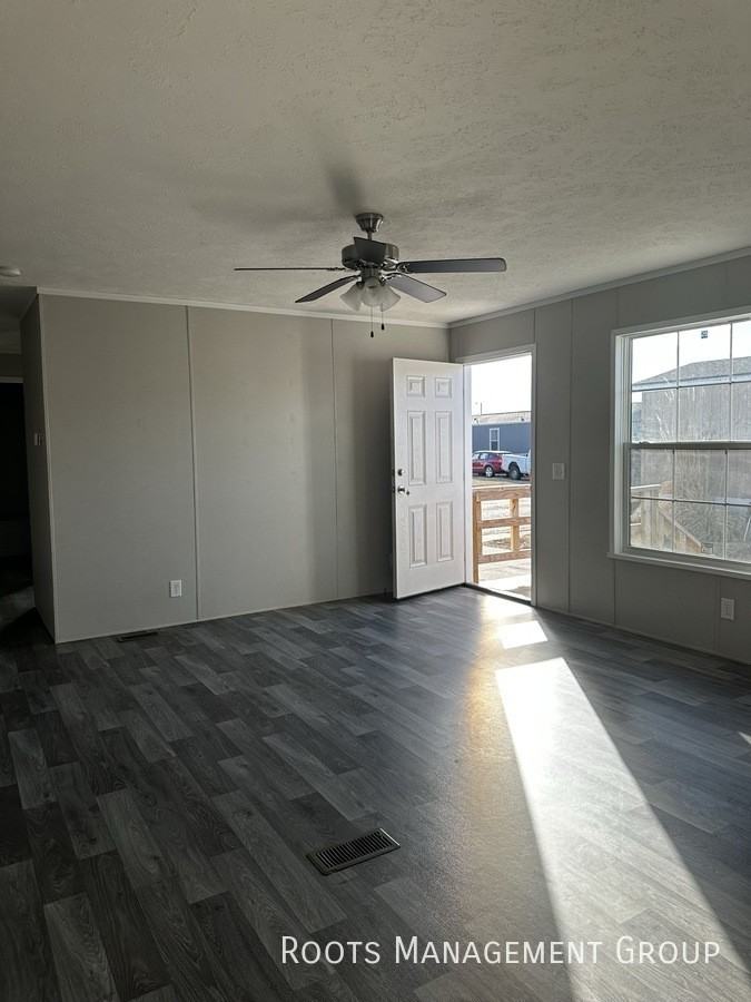 114 Safari Dr #114S - Photo 2 of 9