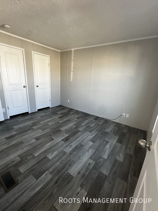 114 Safari Dr #114S - Photo 3 of 9