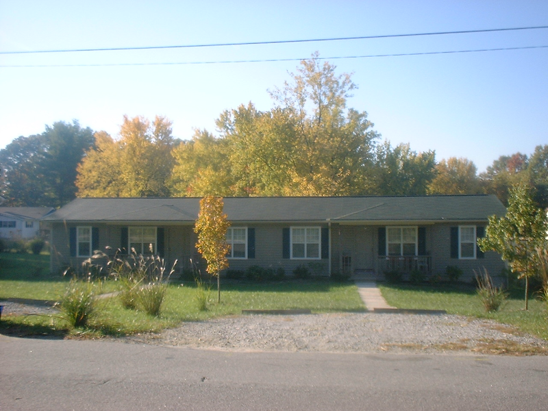 612 Higate Rd - Photo 3 of 19