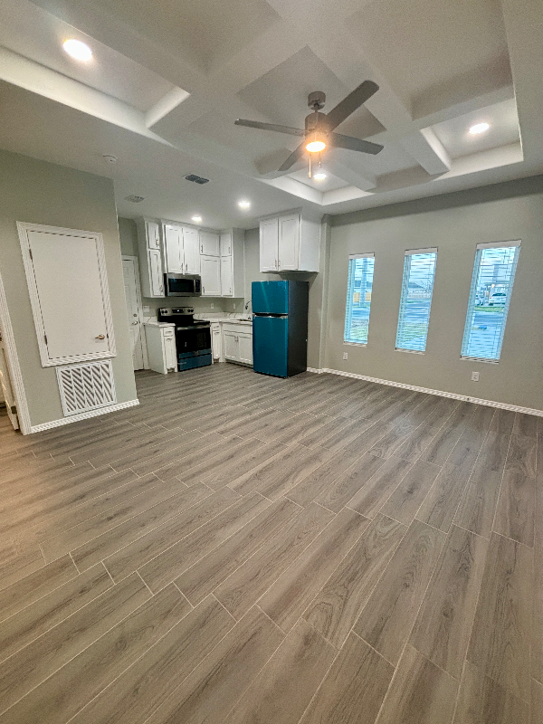 3012 W Kenwood St #1 - Photo 5 of 17