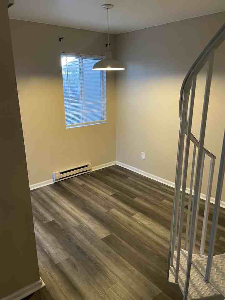 4531 Boardwalk Drive #Y9 - Photo 6 of 26