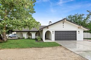 featured image of 5136 W Cherry Ln