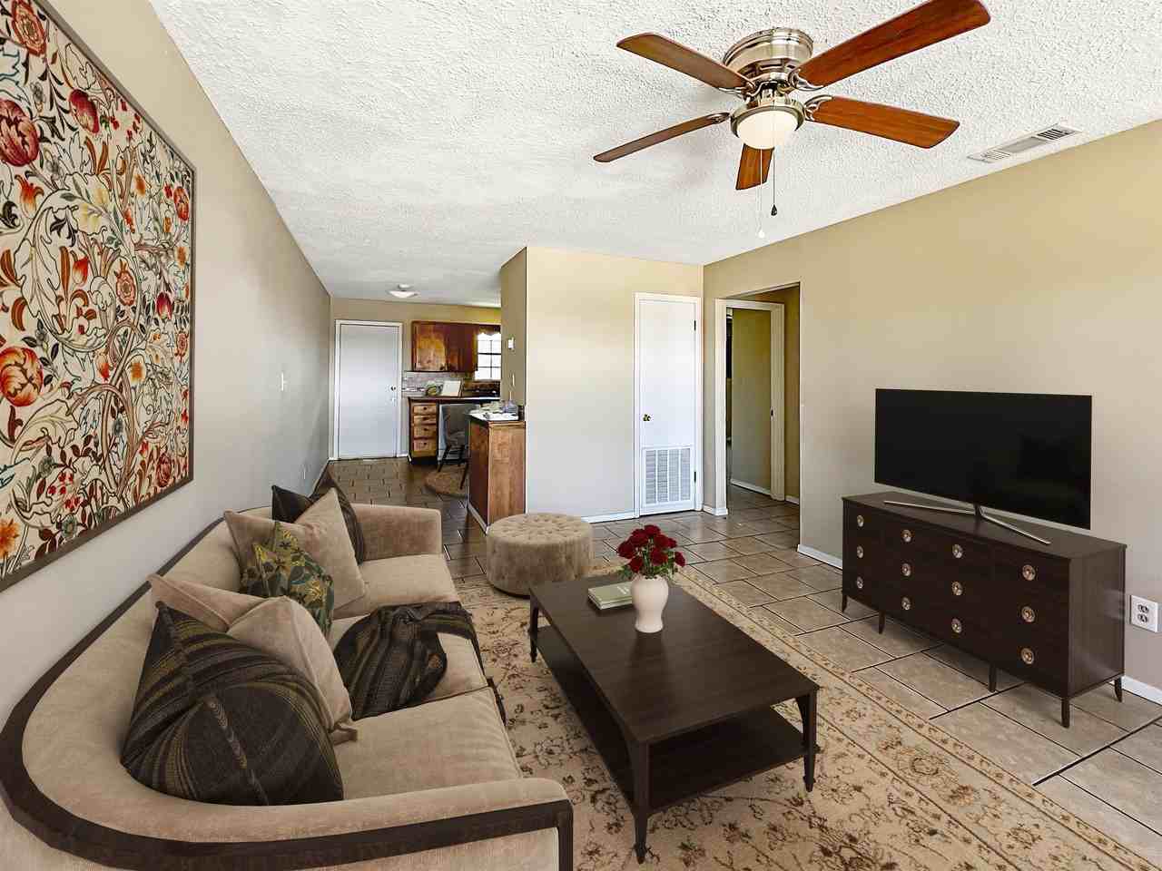 1601 University Parkway - Photo 3 of 50